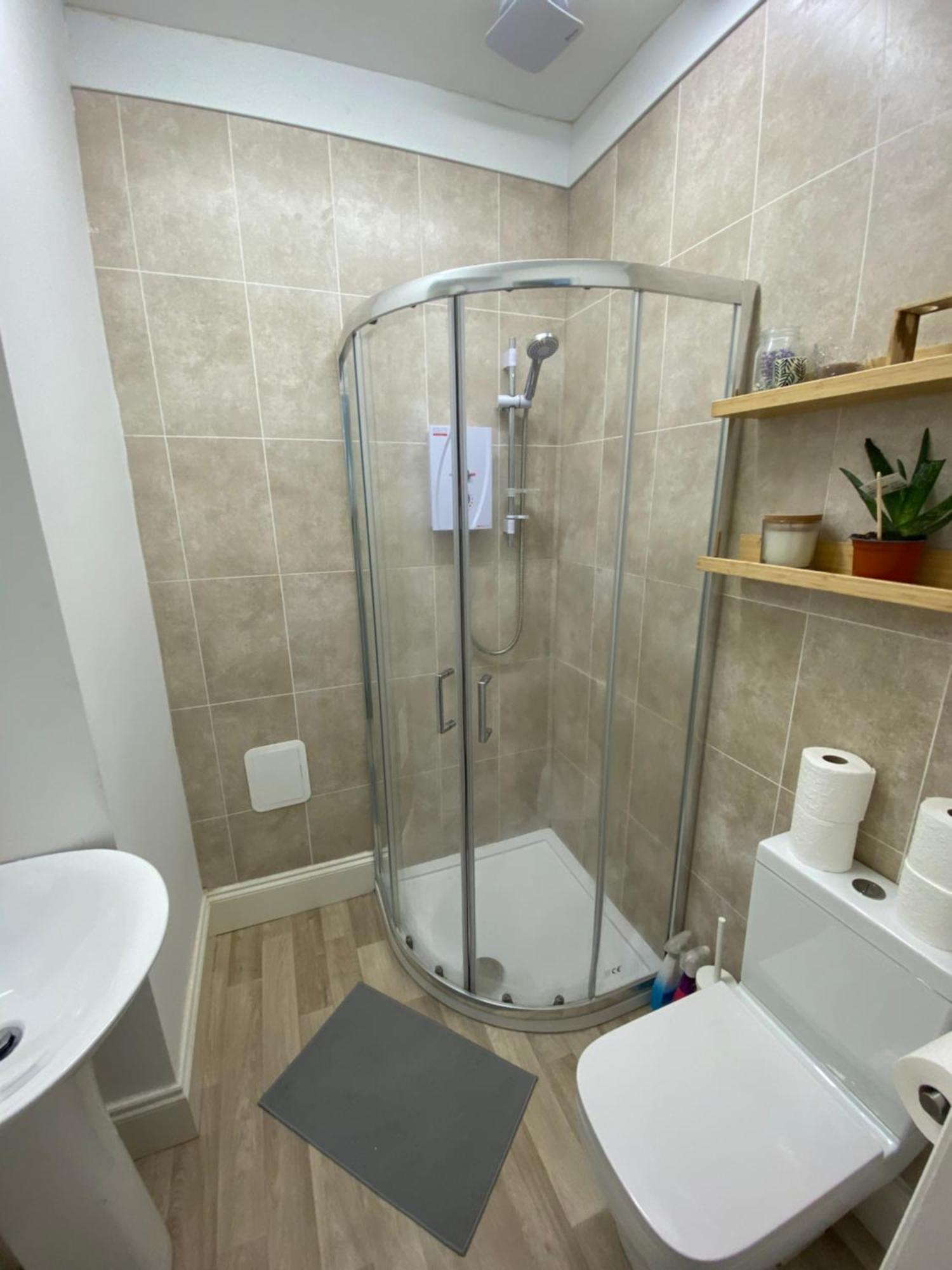 The Sunflower En-Suite Room Plymouth Extérieur photo